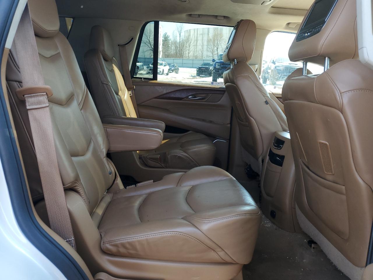 2016 Cadillac Escalade - Image 12