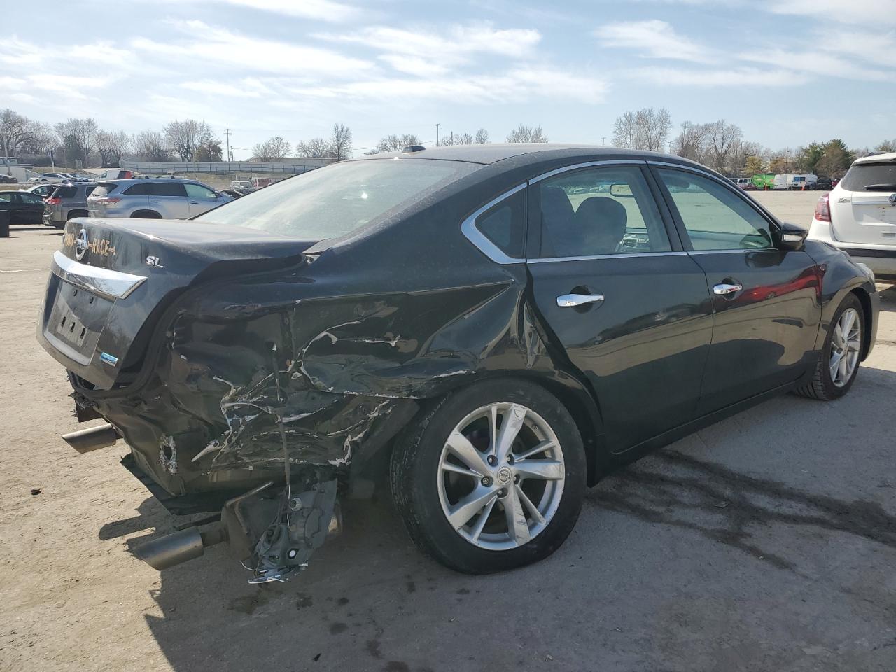 2013 Nissan Altima - Image 3