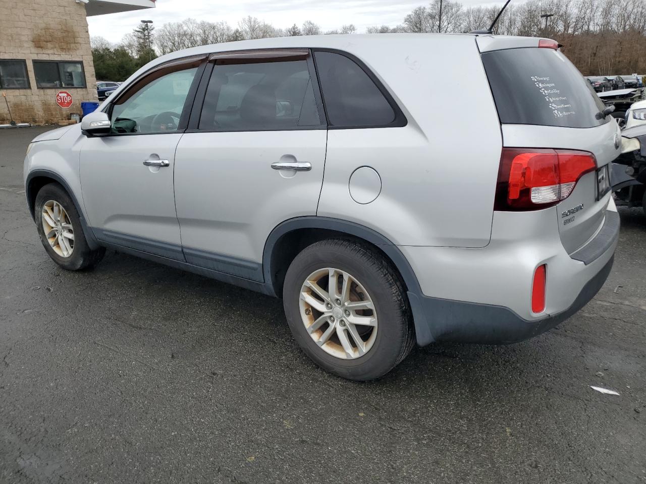 2014 Kia Sorento - Image 2