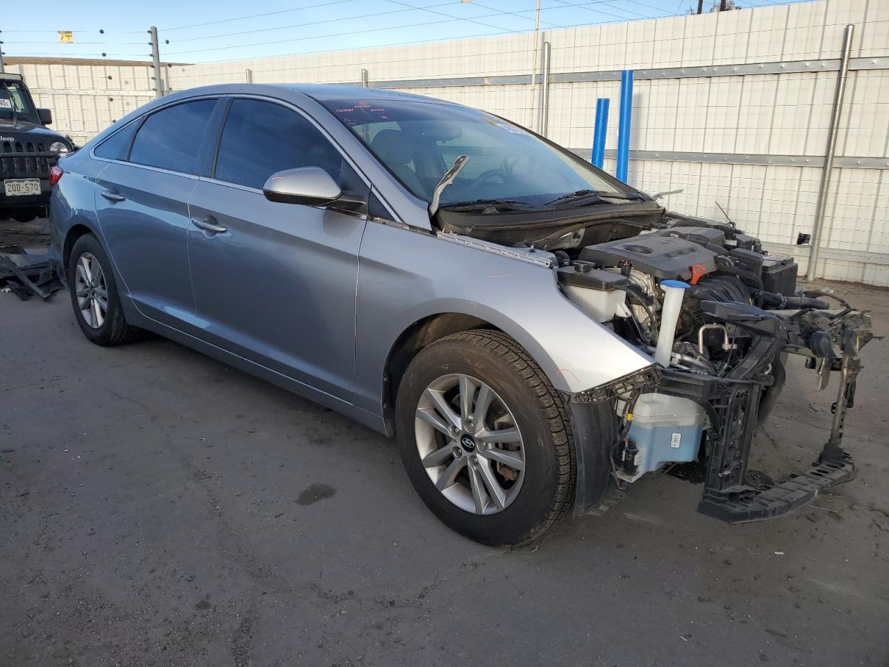 2016 Hyundai Sonata - Image 4