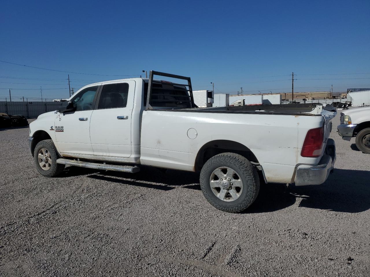 2015 RAM 3500 - Image 2
