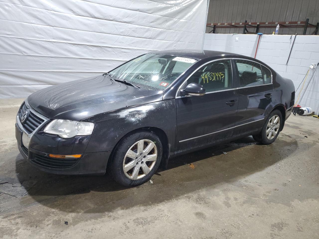 2008 Volkswagen Passat - Image 1