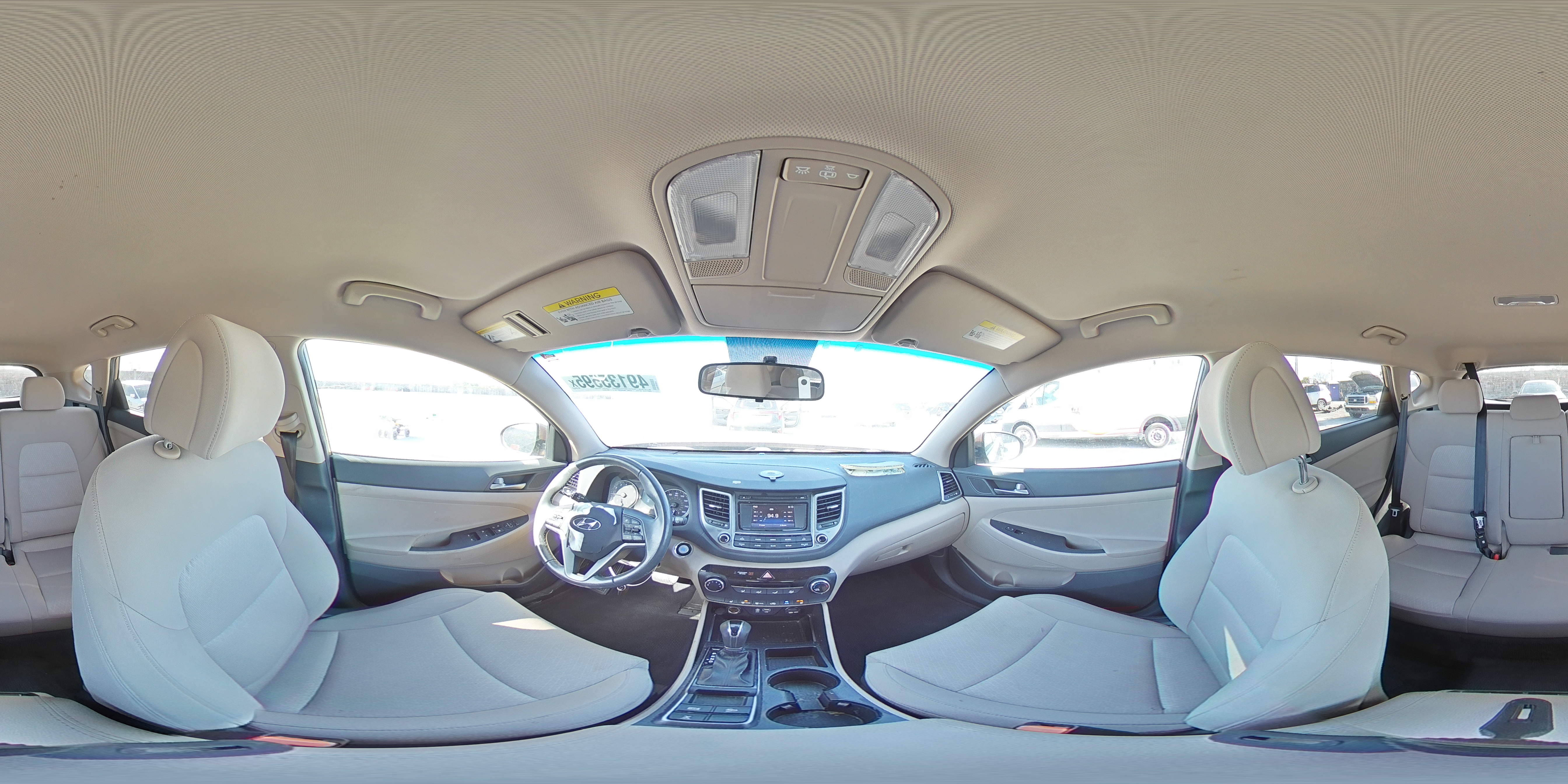 2017 Hyundai Tucson - Image 13