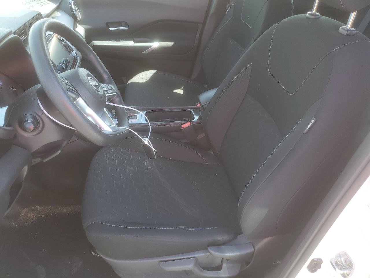 2024 Nissan Kicks - Image 7