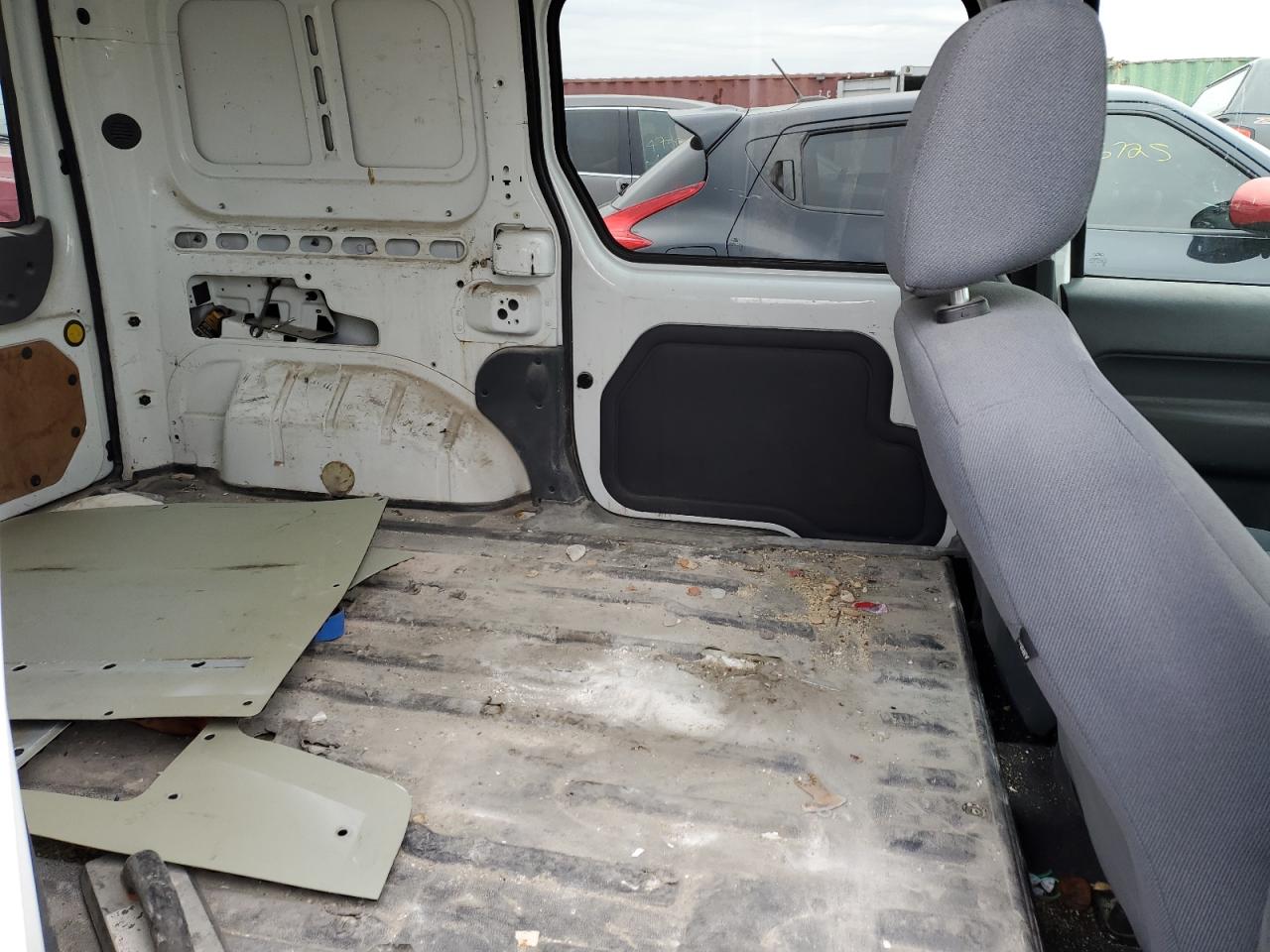 2011 Ford Transit - Image 10