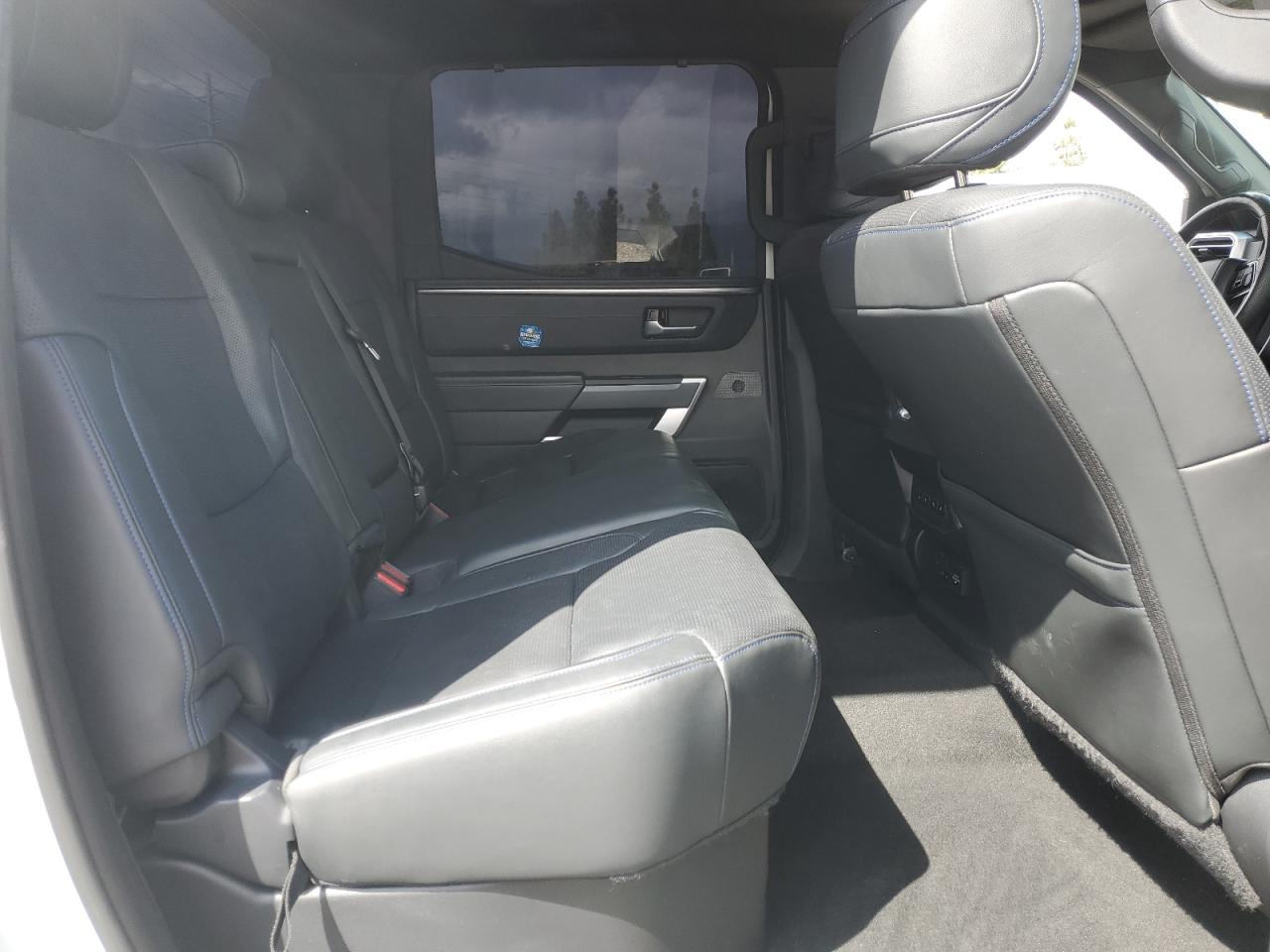 2022 Toyota Tundra - Image 10