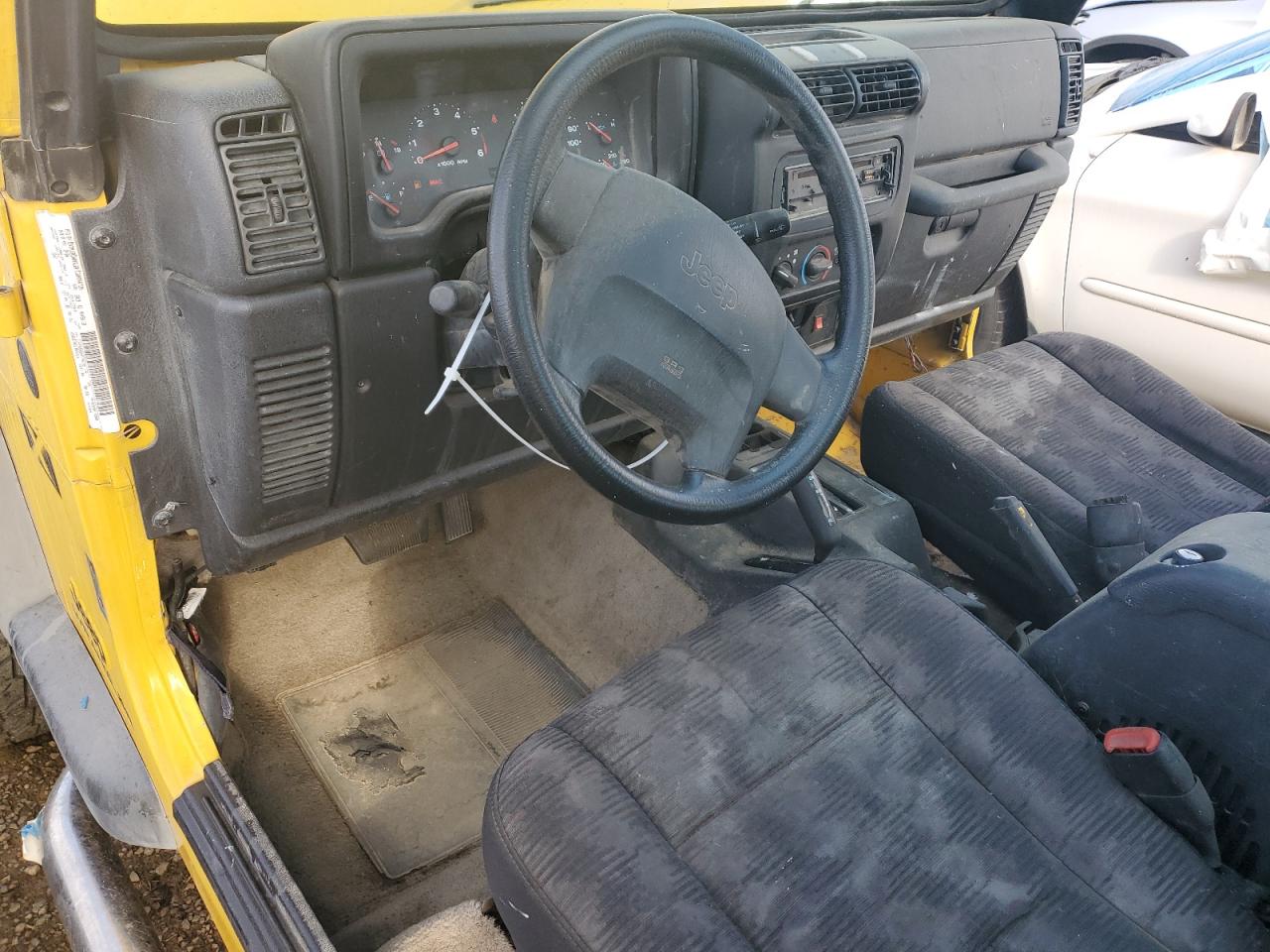 2004 Jeep Wrangler X VIN: 1J4FA39S54P746125 Lot: 82713424