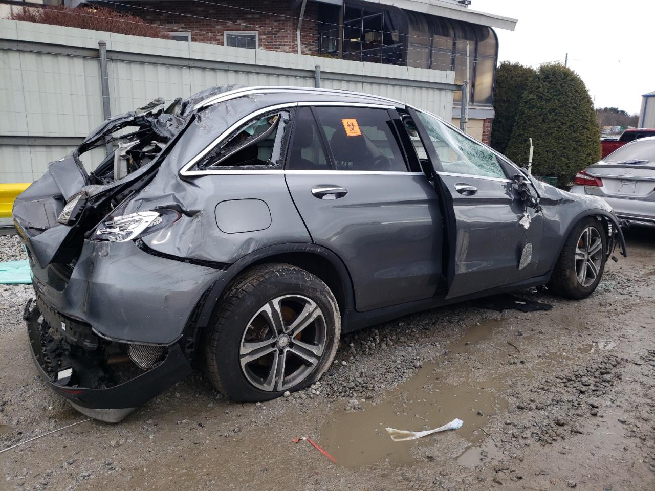 2016 Mercedes-Benz GLC - Image 3