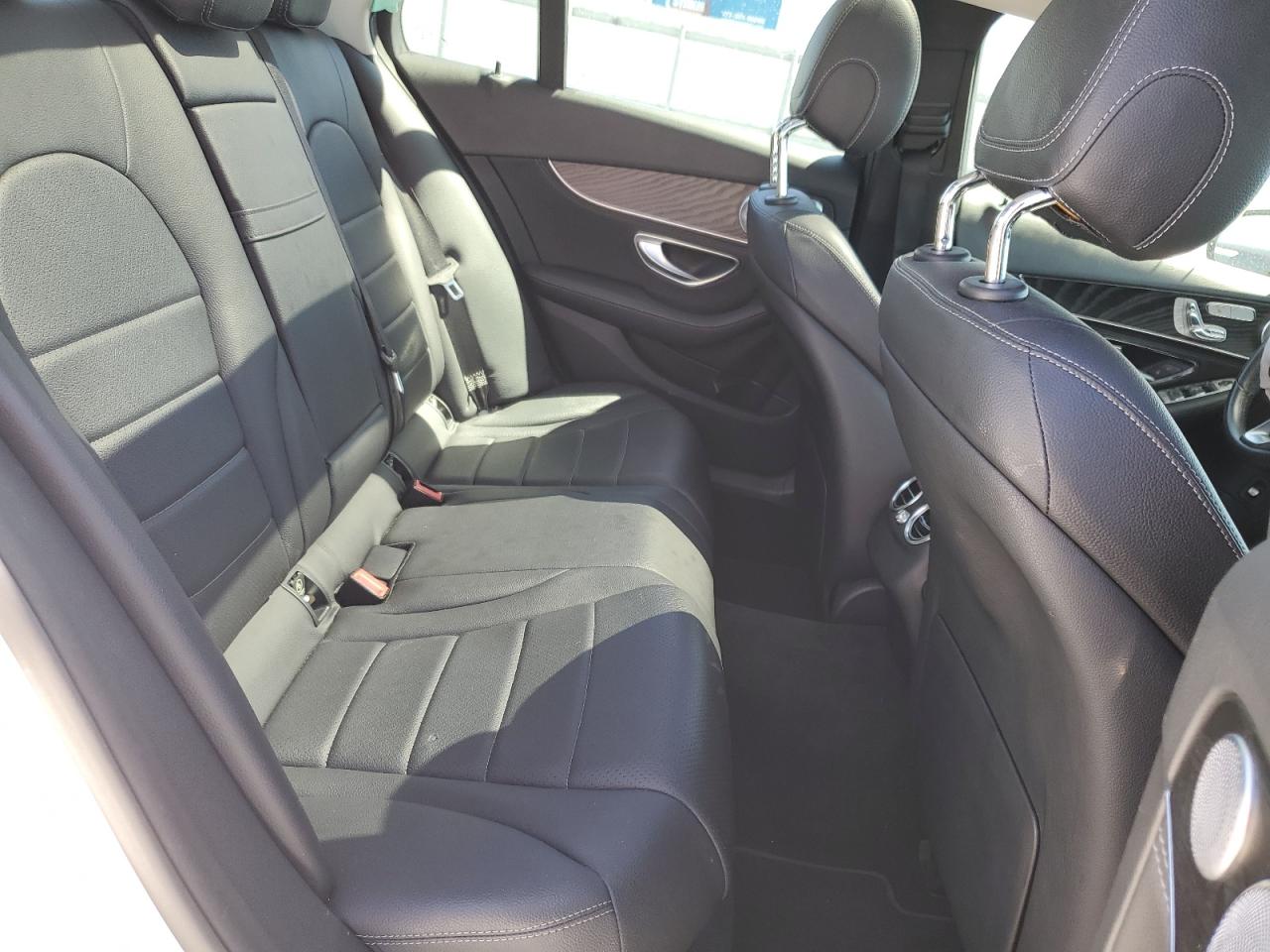2015 Mercedes-Benz C-klasse - Image 10