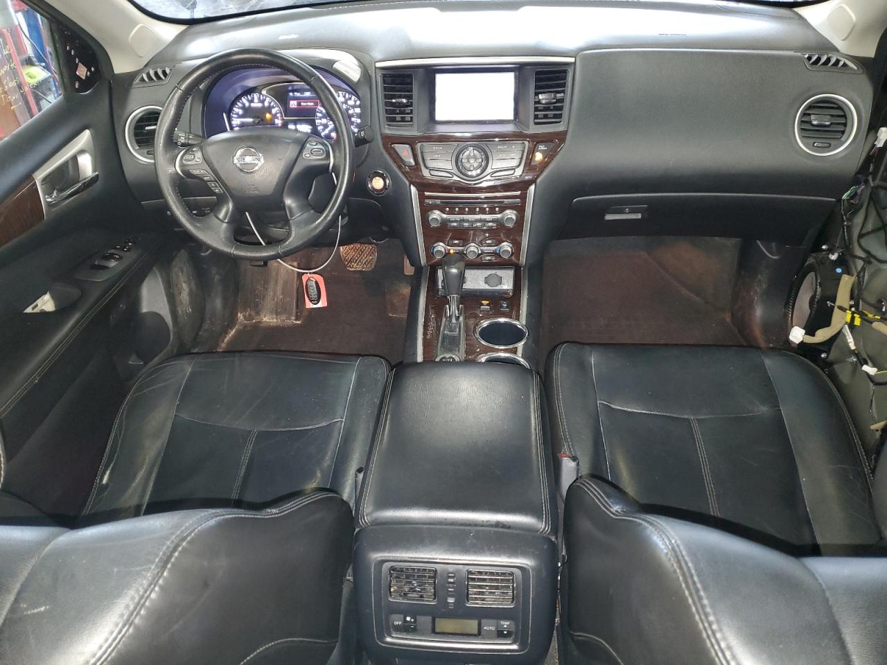 2013 Nissan Pathfinder - Image 8