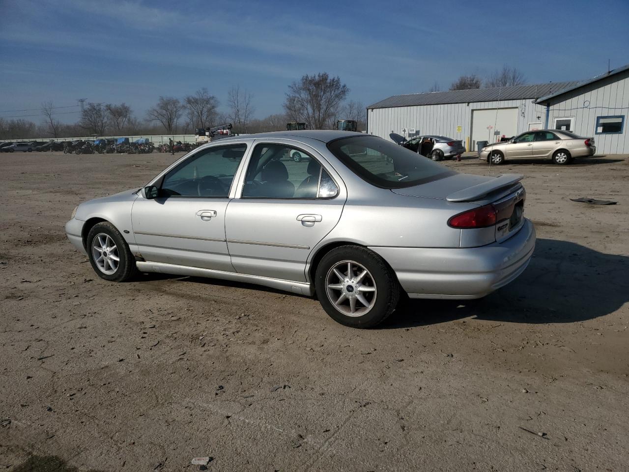 1999 Ford Contour - Image 2