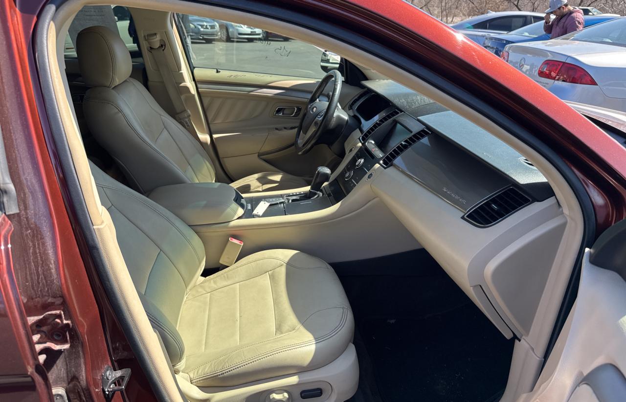 2015 Ford Taurus - Image 5