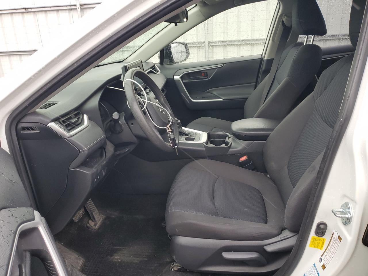 JTMF1RFV2KJ011903 TOYOTA RAV4 2019