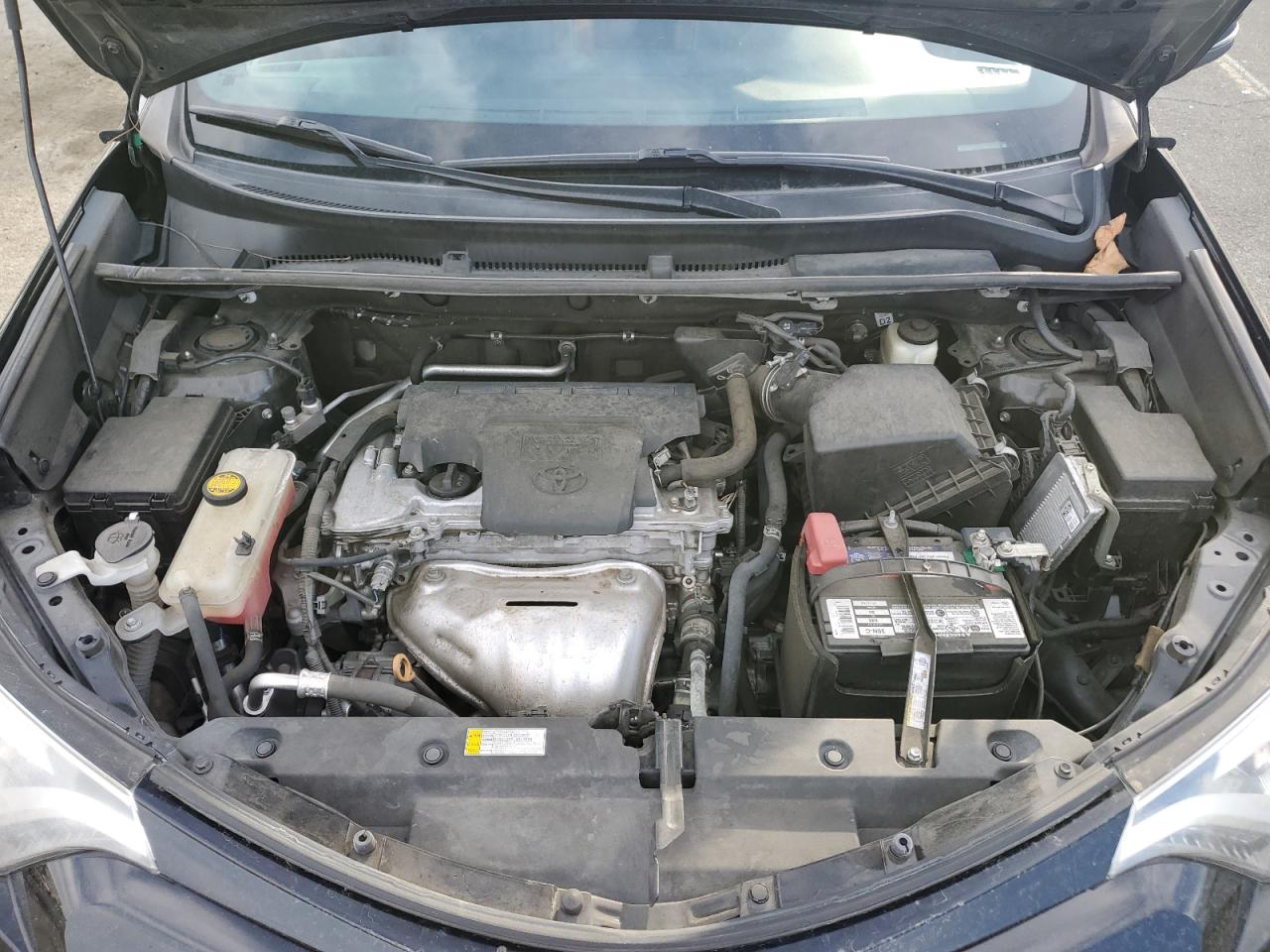 2018 Toyota RAV 4 - Image 11