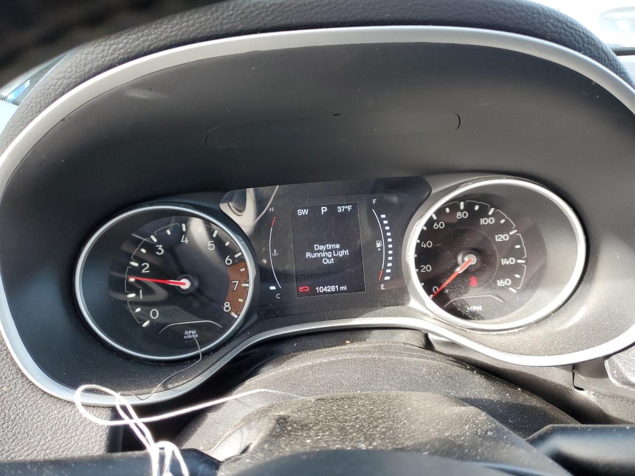 2018 Jeep Compass - Image 9