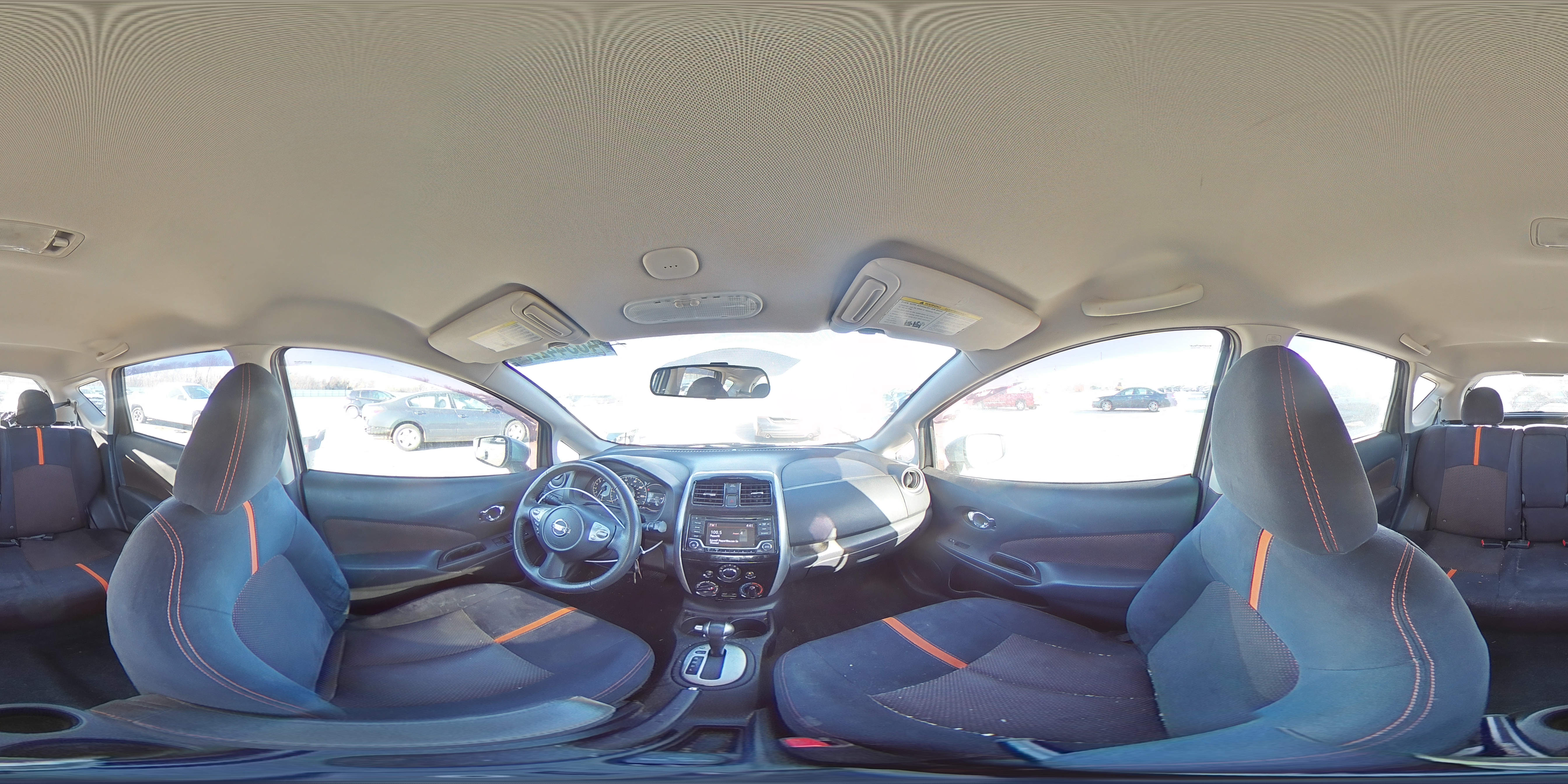 2015 Nissan Versa - Image 13
