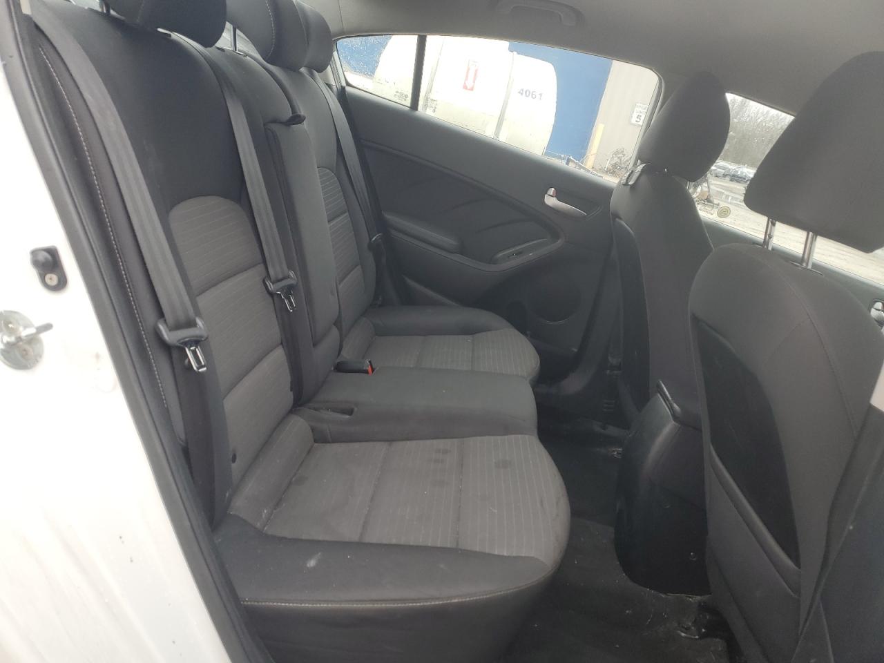 2018 Kia Forte - Image 10