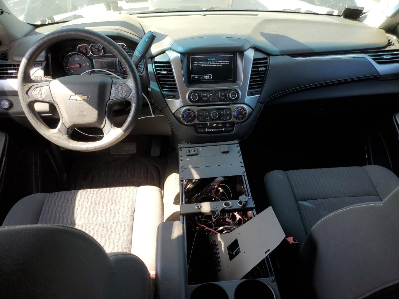 1GNLCDEC3JR215701 CHEVROLET TAHOE 2018