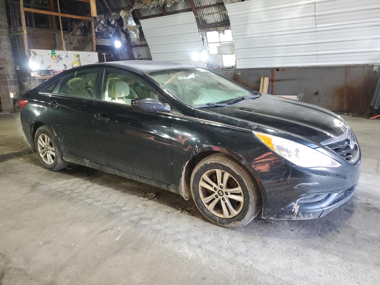 2013 Hyundai Sonata - Image 4