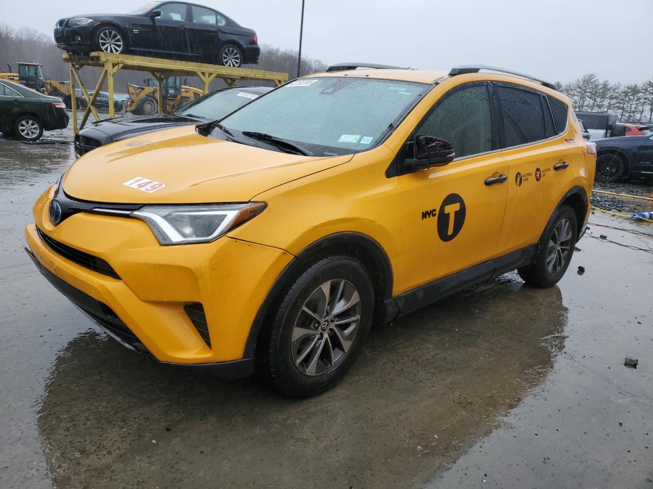 2017 Toyota RAV 4 - Image 1
