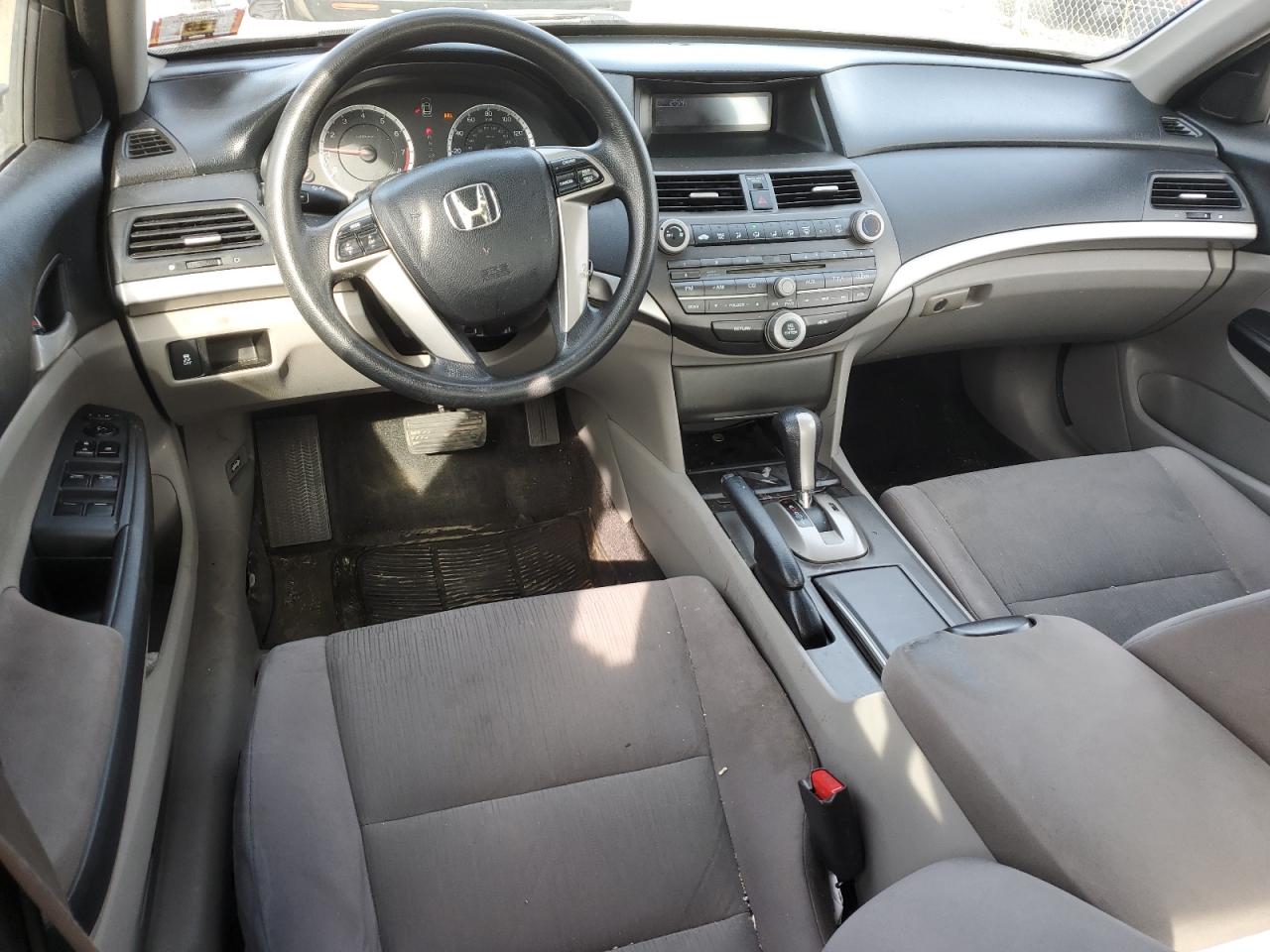 2012 Honda Accord - Image 8