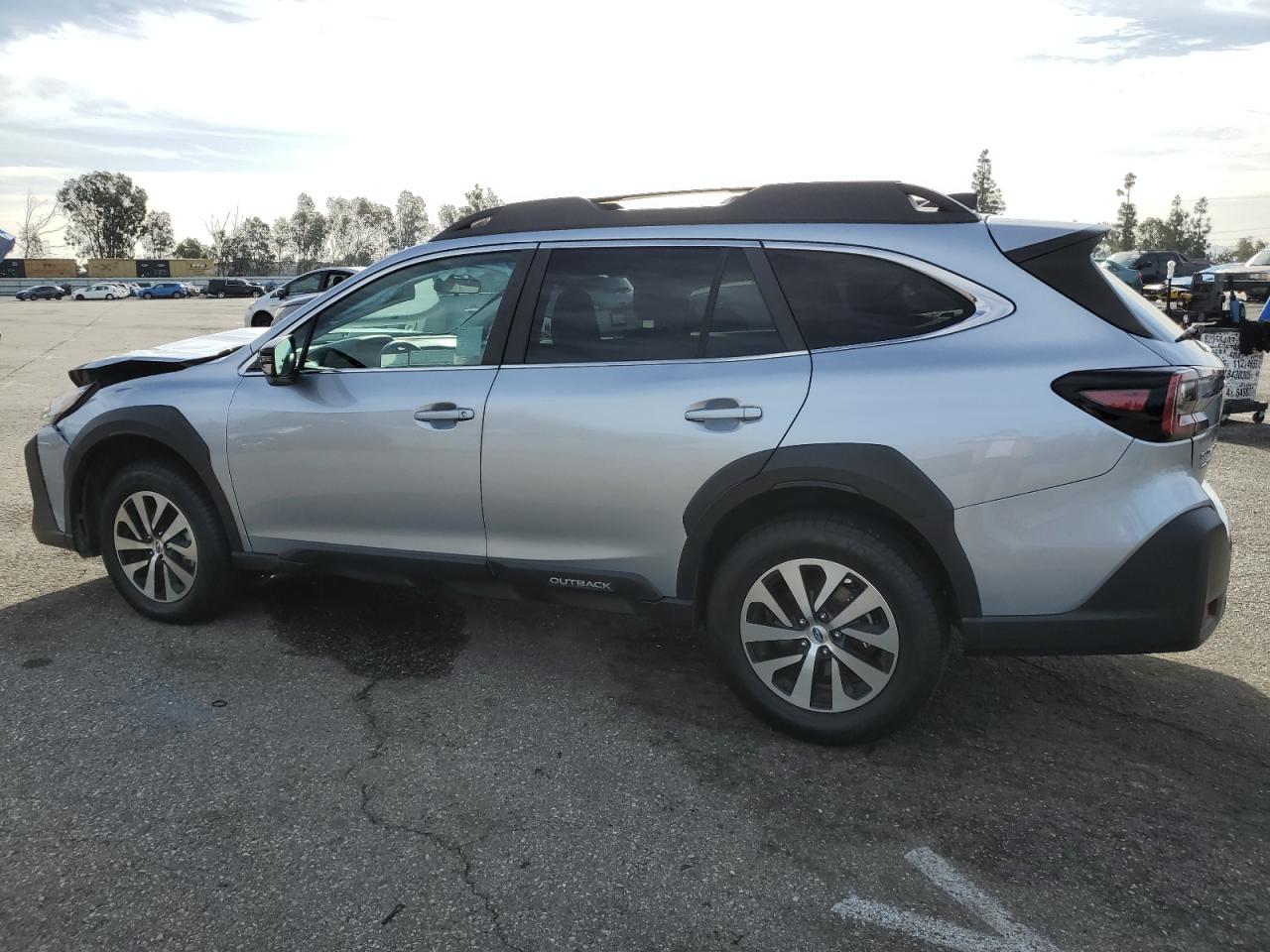 2024 Subaru Outback - Image 2