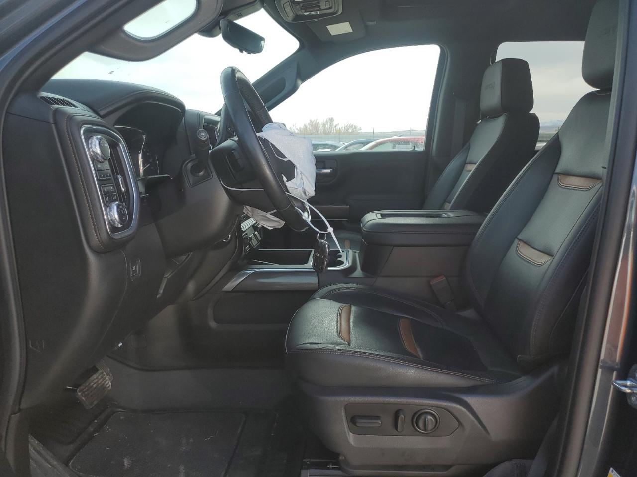 2021 GMC Sierra - Image 7