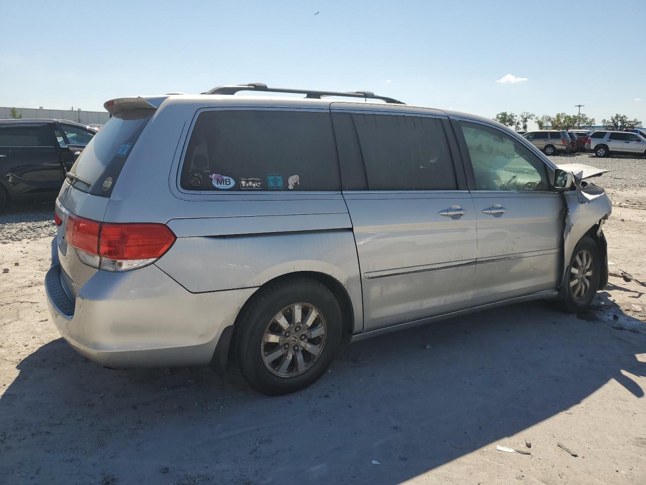 2010 Honda Odyssey - Image 3