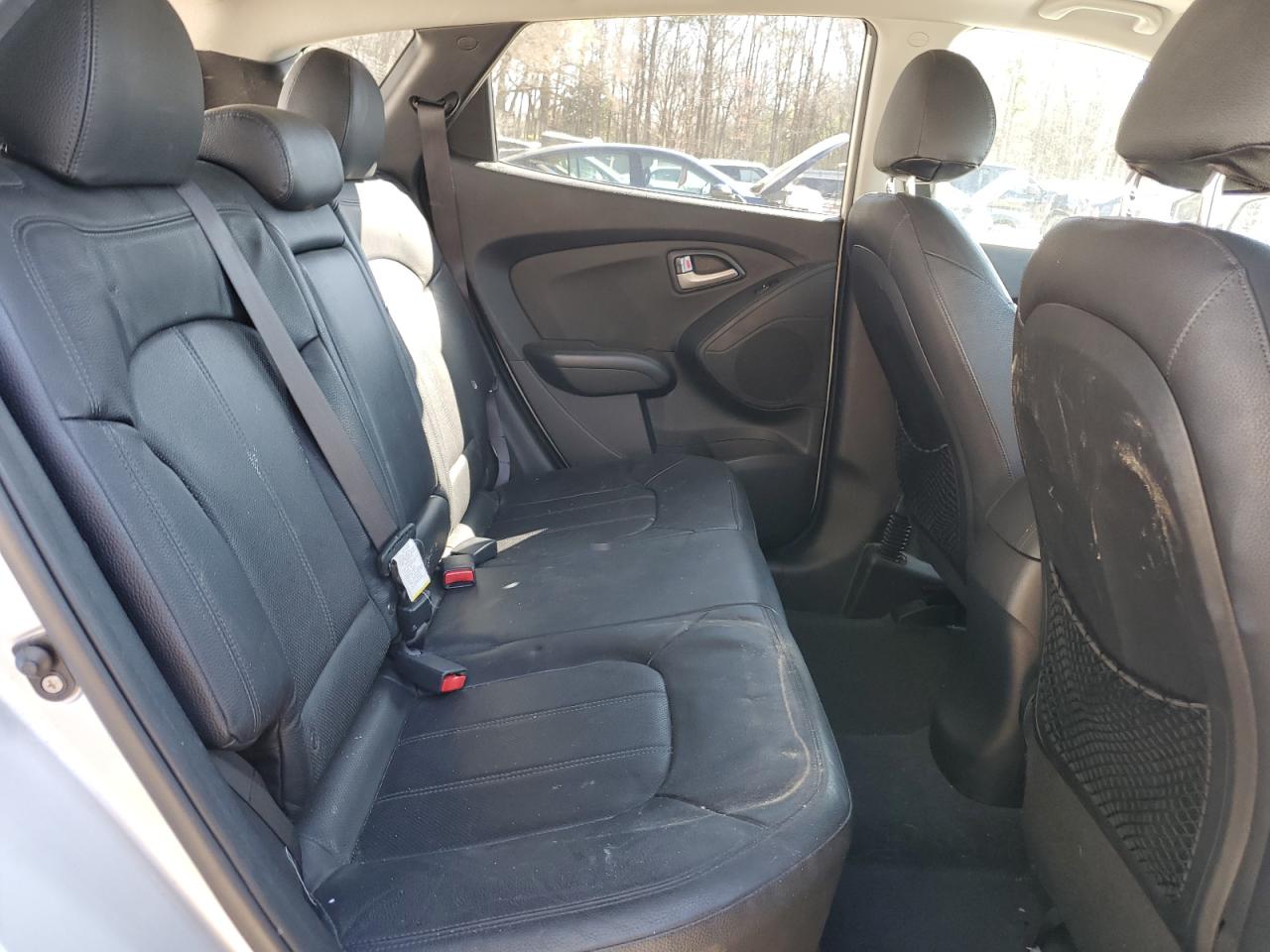 2013 Hyundai Tucson - Image 11