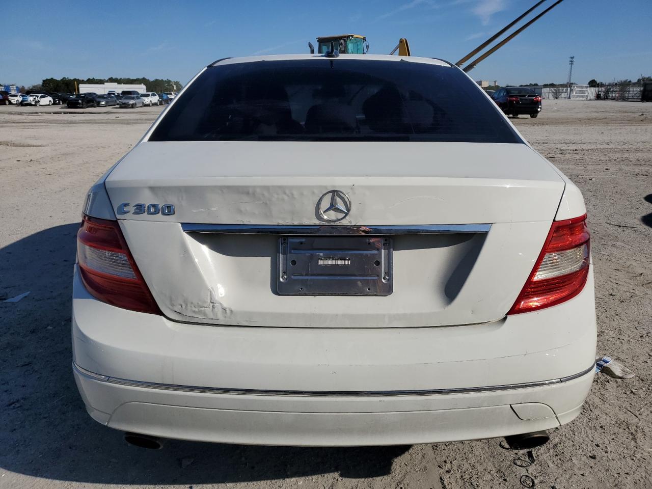 2011 Mercedes-Benz C 300 VIN: WDDGF5EBXBR172724 Lot: 48108715