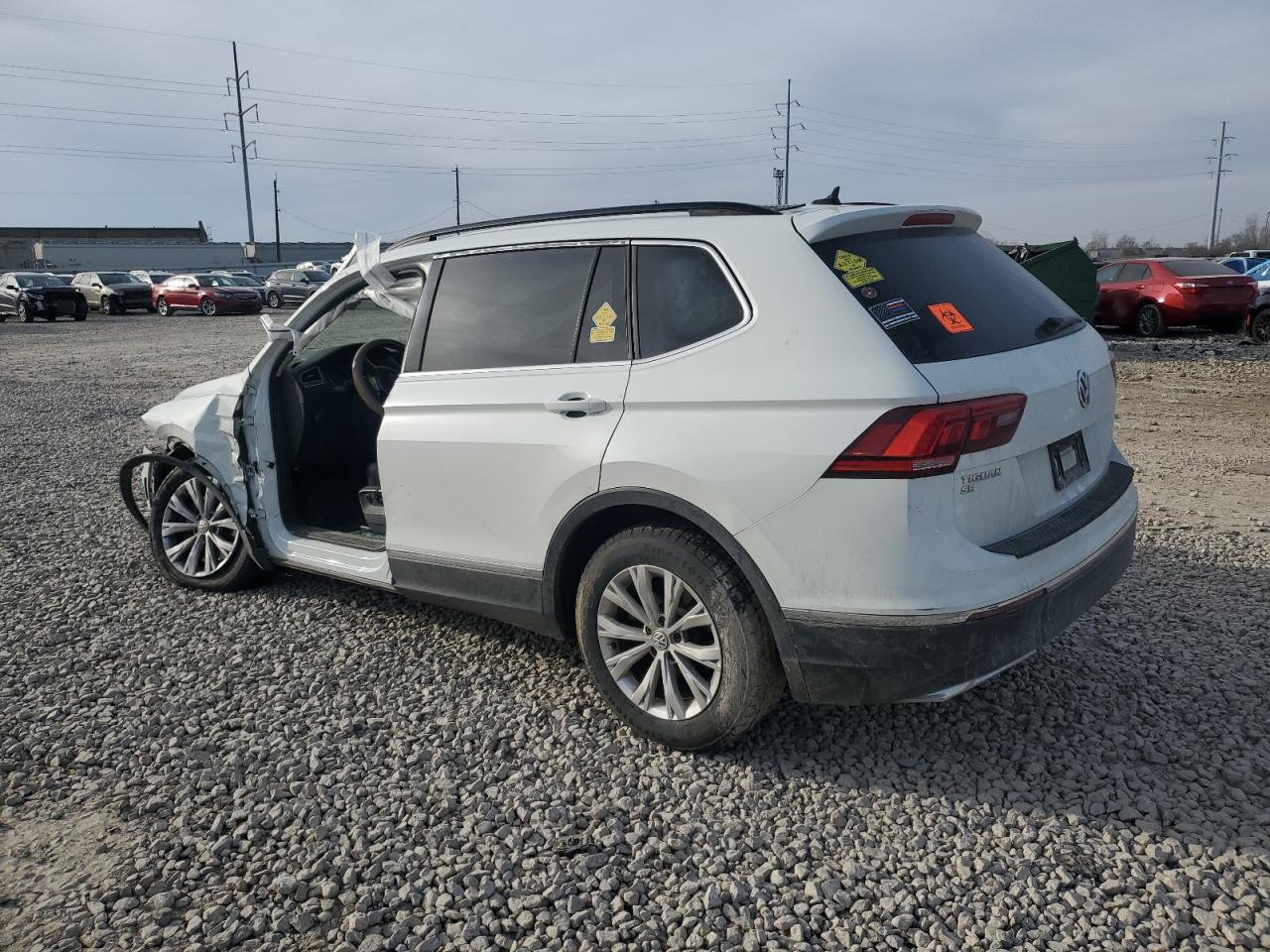 2018 Volkswagen Tiguan - Image 2