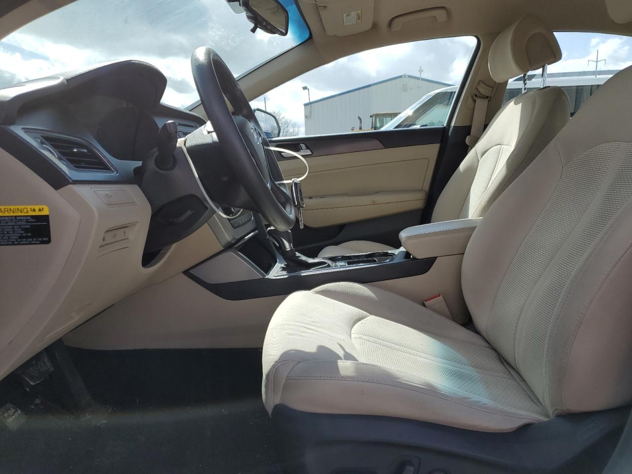 2015 Hyundai Sonata - Image 7