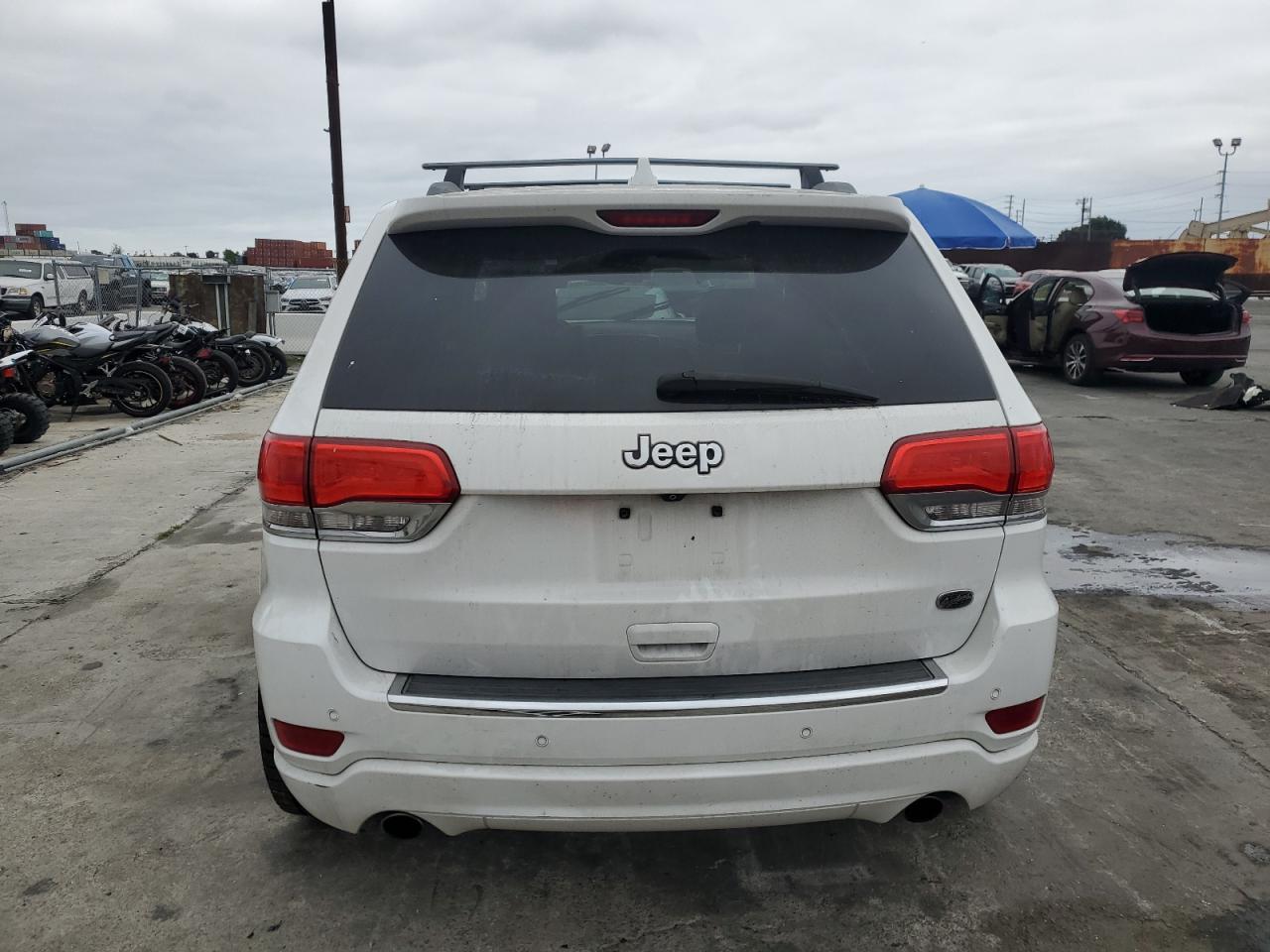 2015 Jeep Grand Cherokee Overland VIN: 1C4RJECG7FC872175 Lot: 50653205