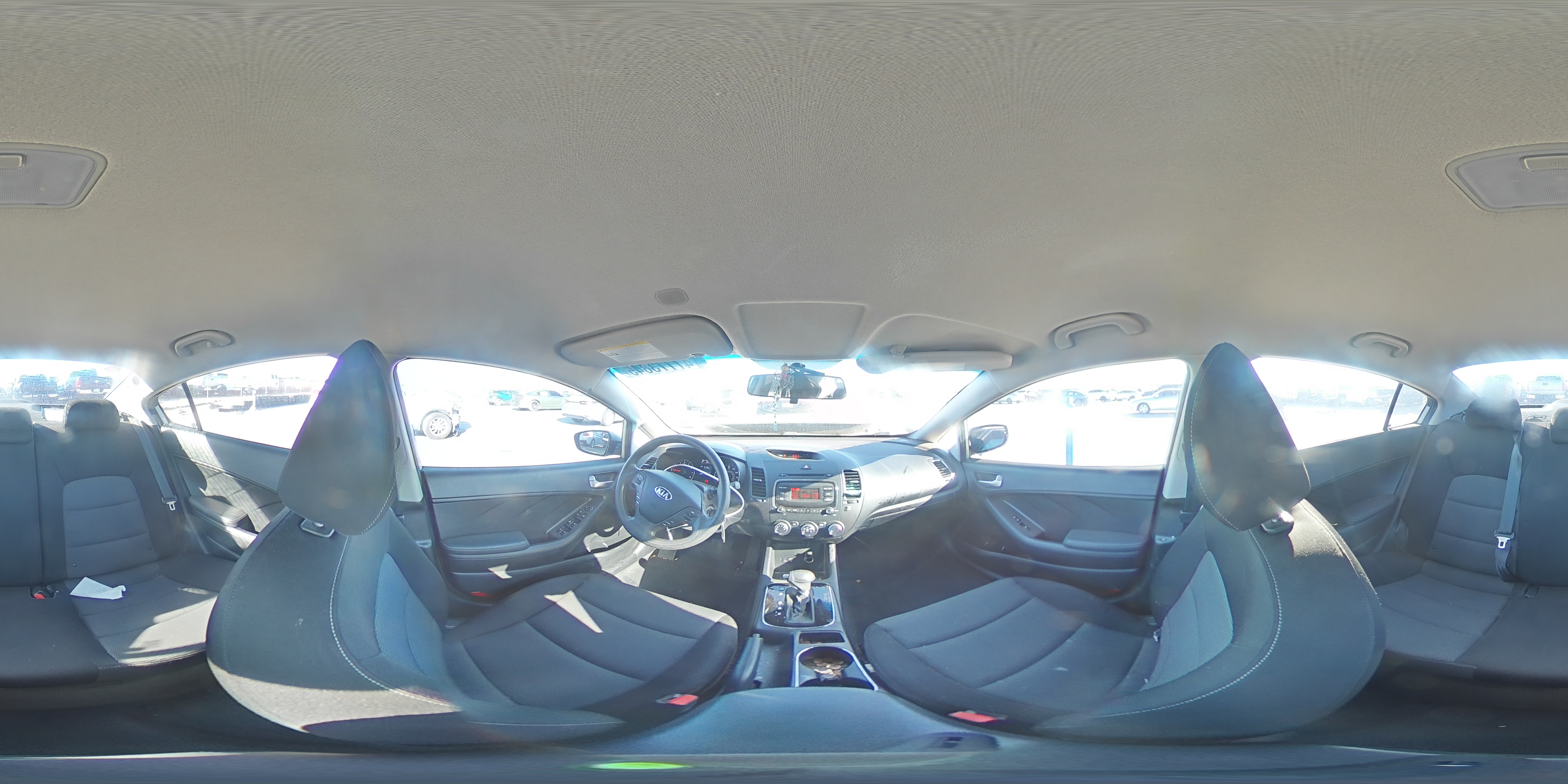 2017 Kia Forte - Image 13
