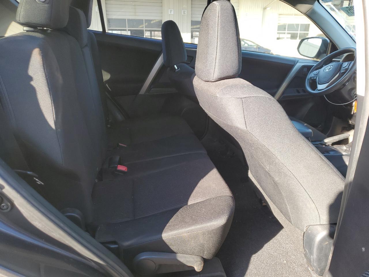 2014 Toyota RAV 4 - Image 11