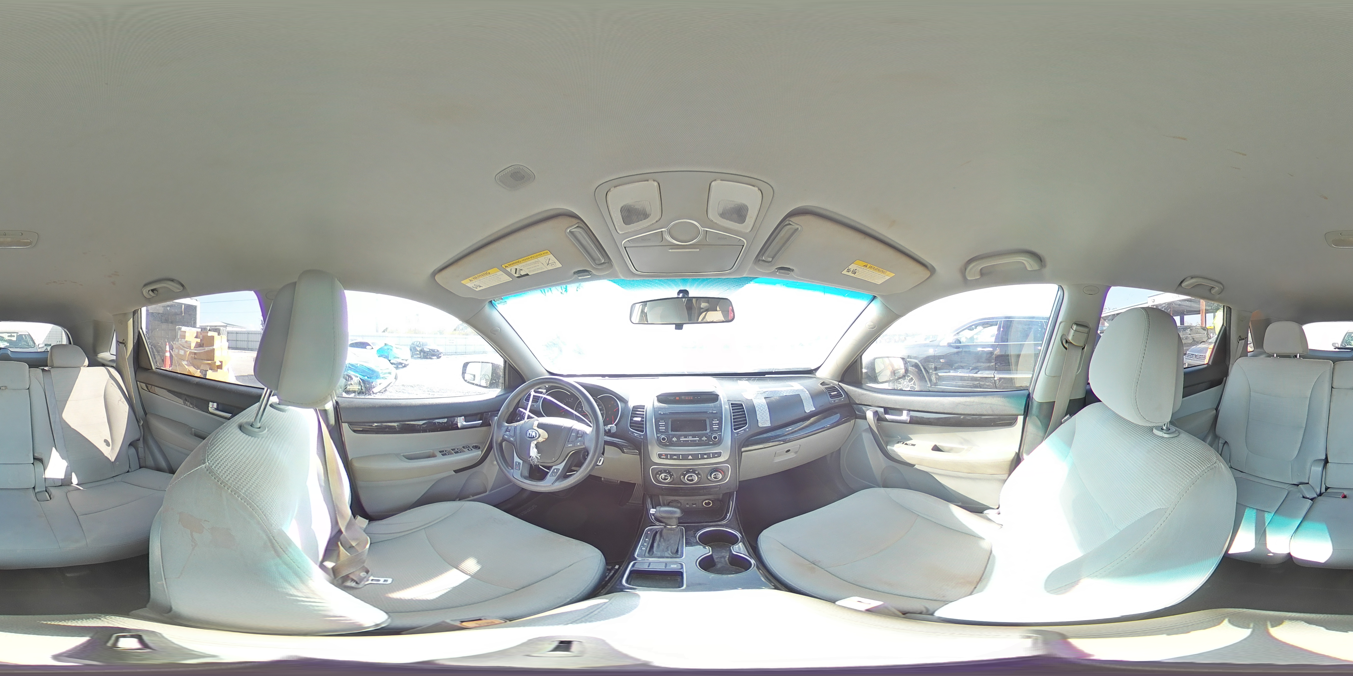 2015 Kia Sorento - Image 16