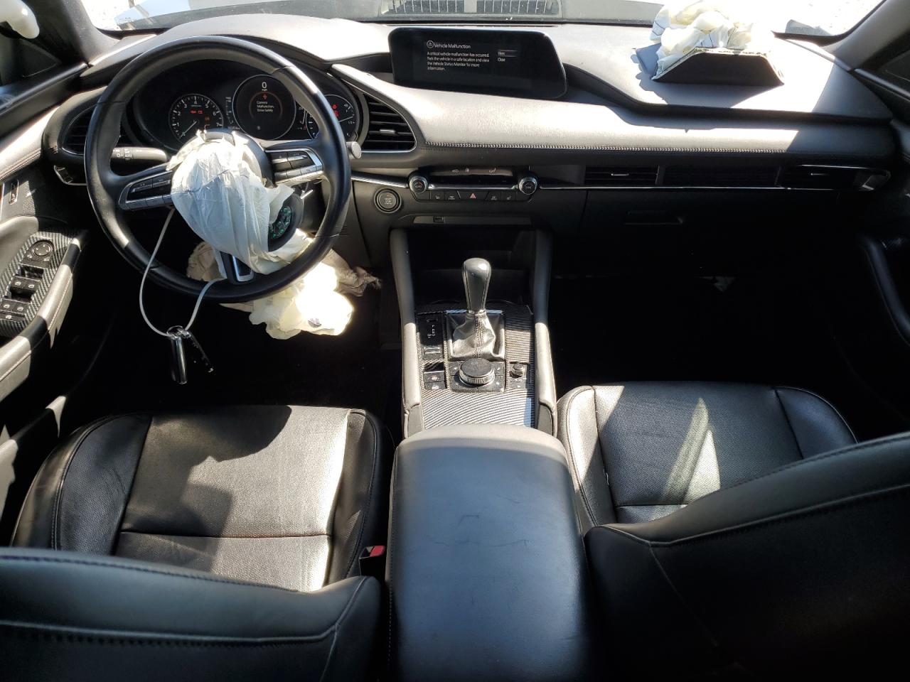 2019 Mazda 3 - Image 8