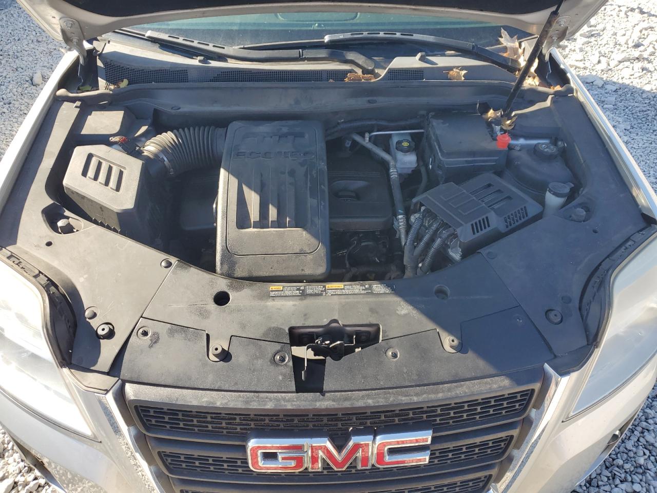 2015 GMC Terrain - Image 12