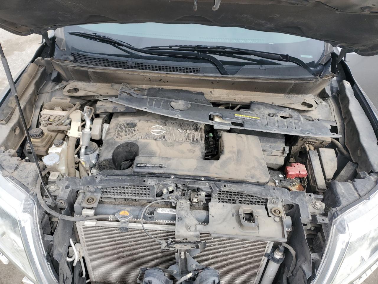 2015 Nissan Pathfinder - Image 12