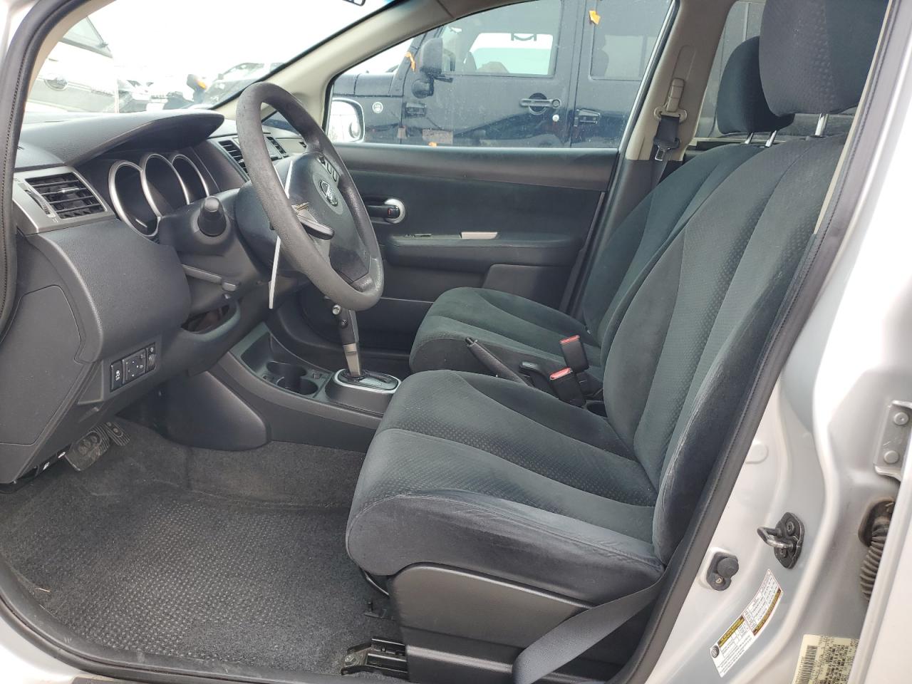 2012 Nissan Versa - Image 7