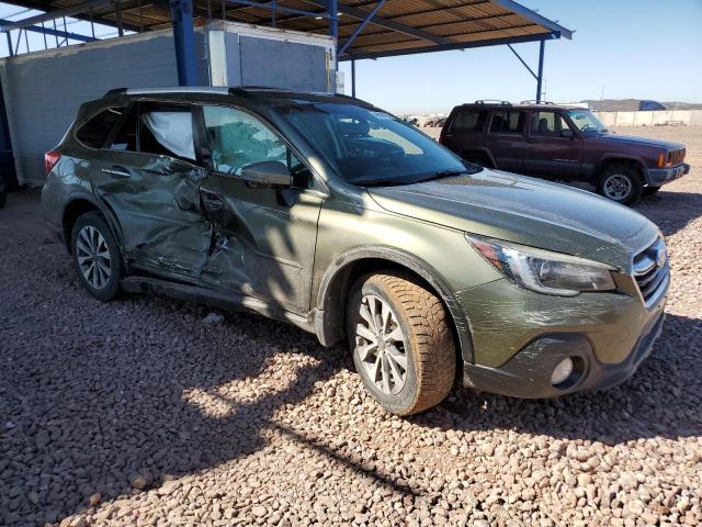  SUBARU OUTBACK 2018 Зеленый