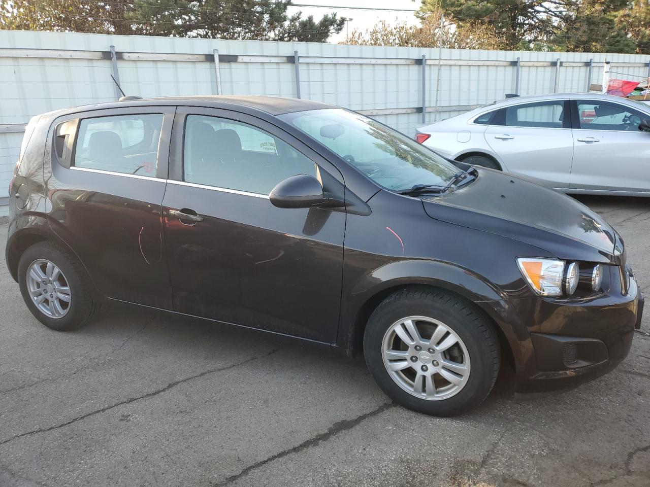 2015 Chevrolet Sonic - Image 4