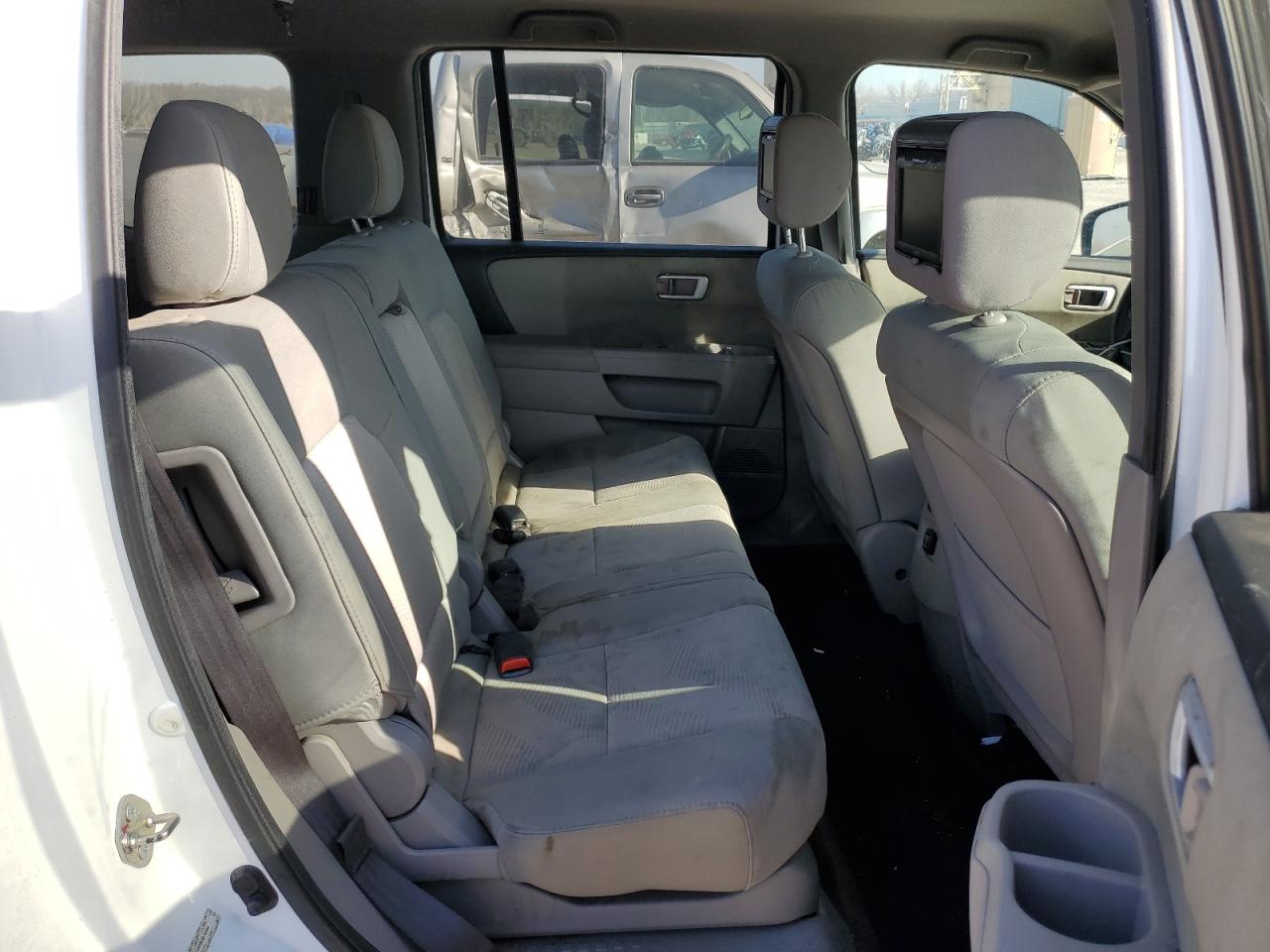 2014 Honda Pilot - Image 10