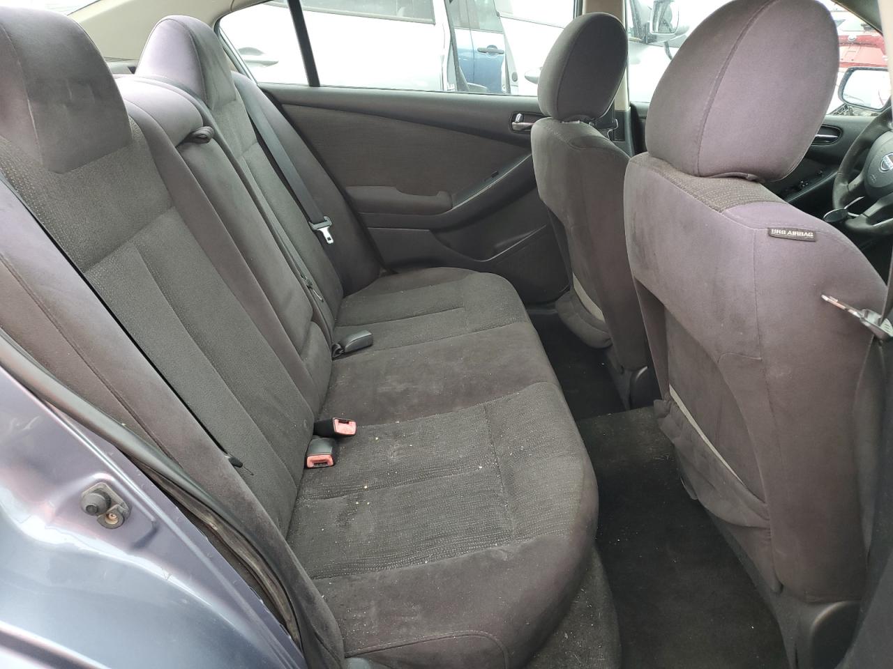 2012 Nissan Altima - Image 10