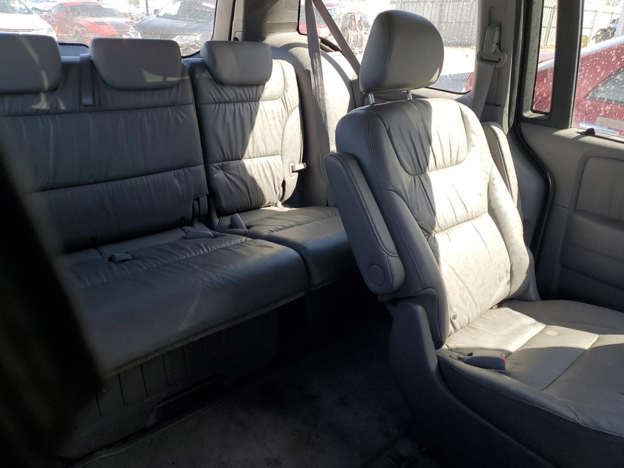 2009 Honda Odyssey - Image 11