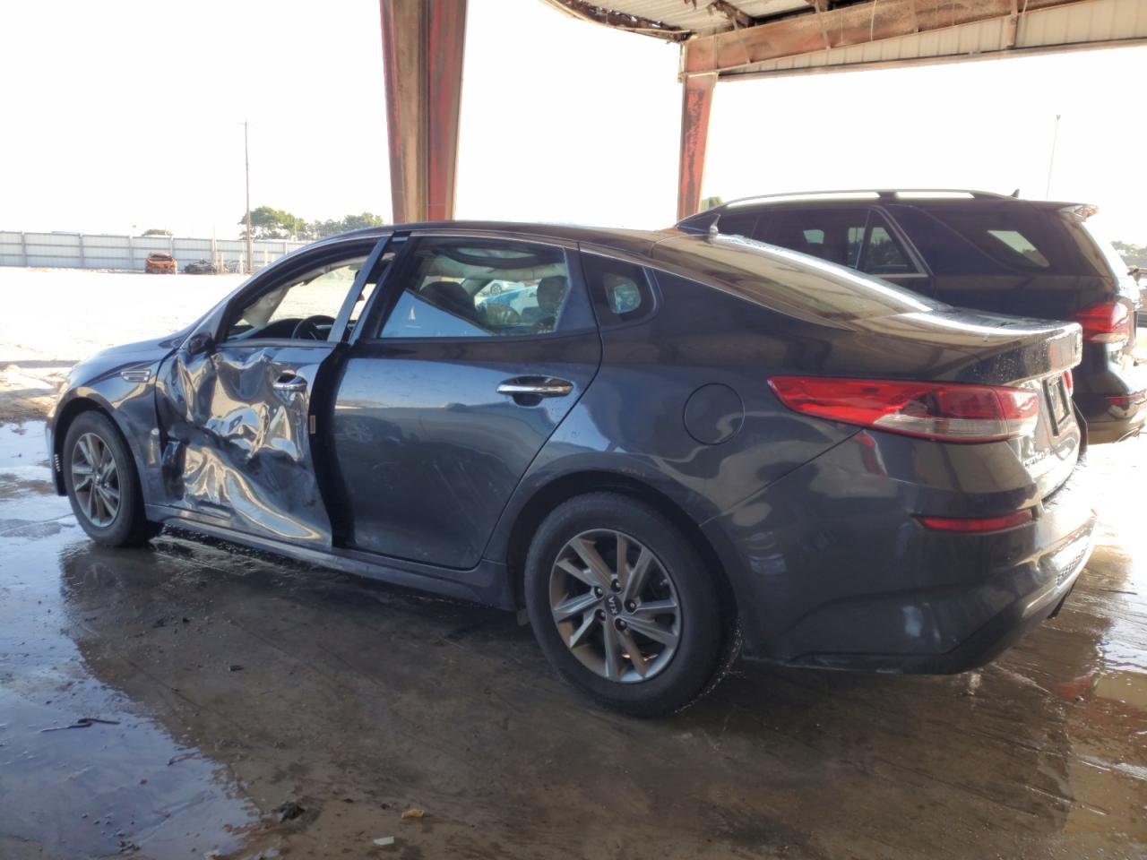 2019 Kia Optima - Image 2
