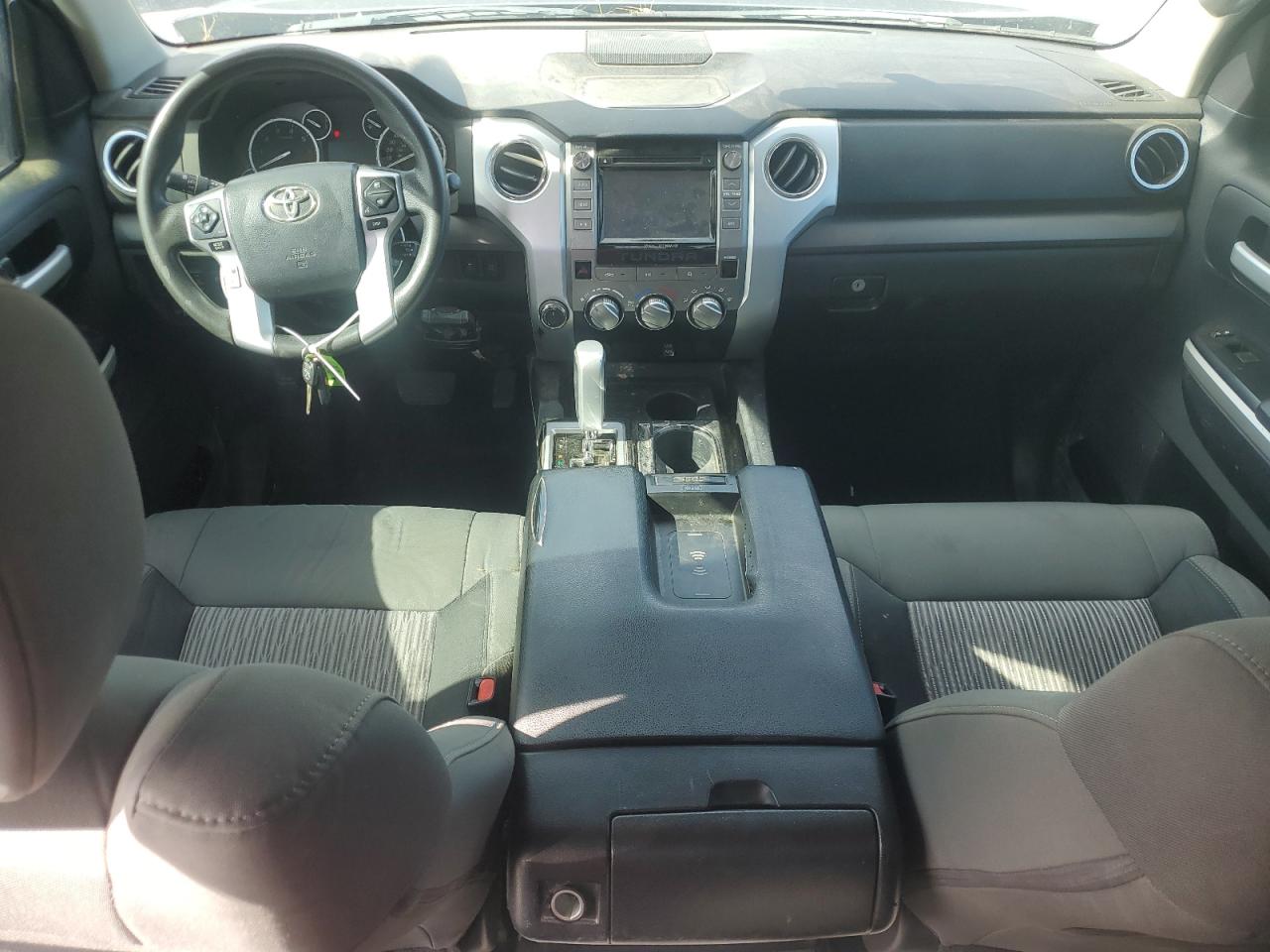 2015 Toyota Tundra - Image 8