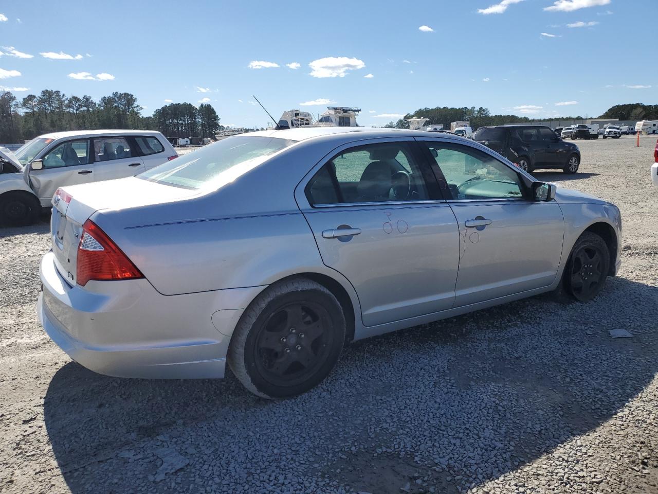 2010 Ford Fusion - Image 3
