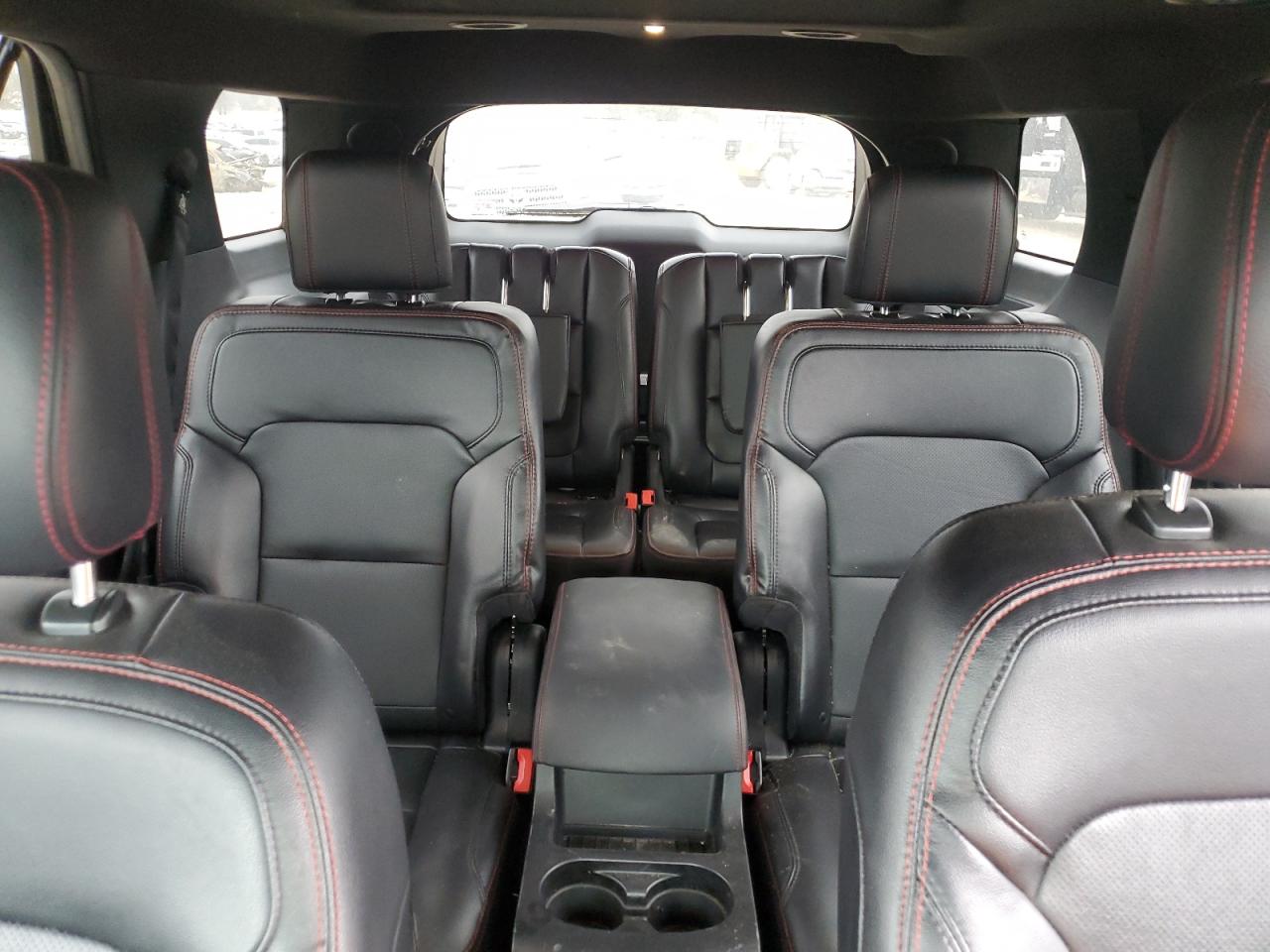 2019 Ford Explorer - Image 10