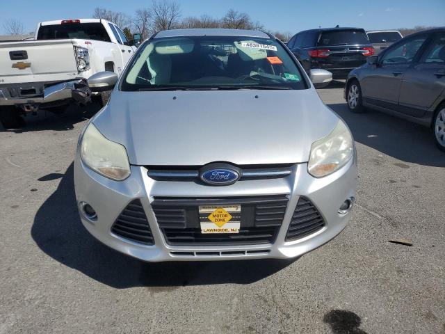 Седаны FORD FOCUS 2014 Серебристый